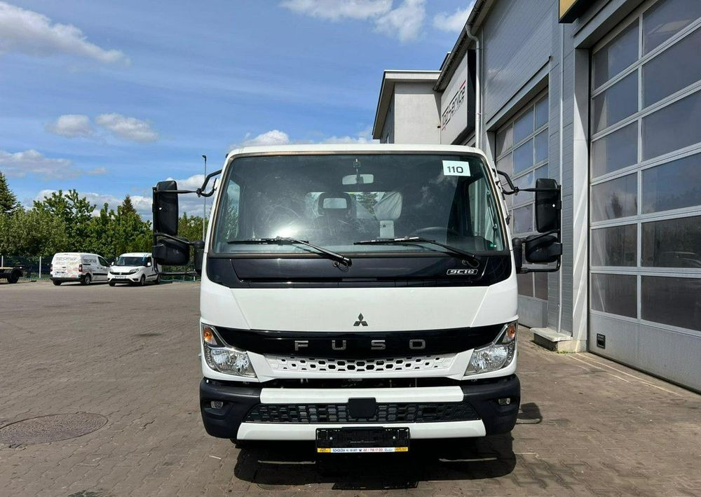 Mitsubishi Fuso - Lastväxlare lastbil: bild 3 Mitsubishi Fuso - Lastväxlare lastbil: bild 3