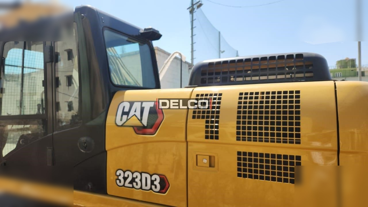 CATERPILLAR 323D3 - Bandgrävare: bild 5 CATERPILLAR 323D3 - Bandgrävare: bild 5