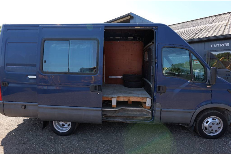 Iveco 35C 13 L2H2 lucht - Skåpbil: bild 5 Iveco 35C 13 L2H2 lucht - Skåpbil: bild 5