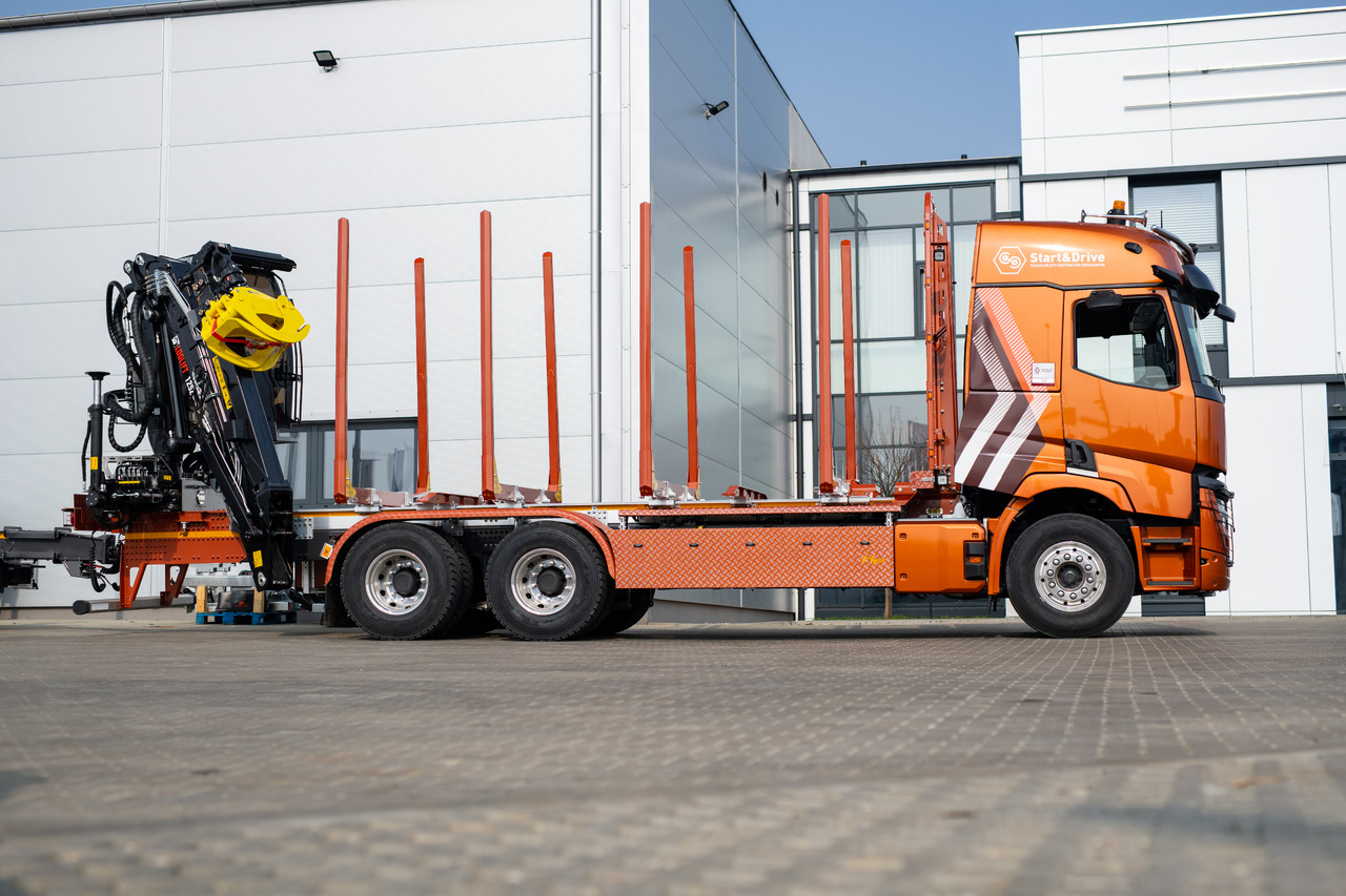RENAULT TRUCKS C P6X4 Zabudowa do transportu drewna / Timber transport truck / Holztransportwagen/Camion de transport lemn - Timmerbil, Ellastbil: bild 1 RENAULT TRUCKS C P6X4 Zabudowa do transportu drewna / Timber transport truck / Holztransportwagen/Camion de transport lemn - Timmerbil, Ellastbil: bild 1