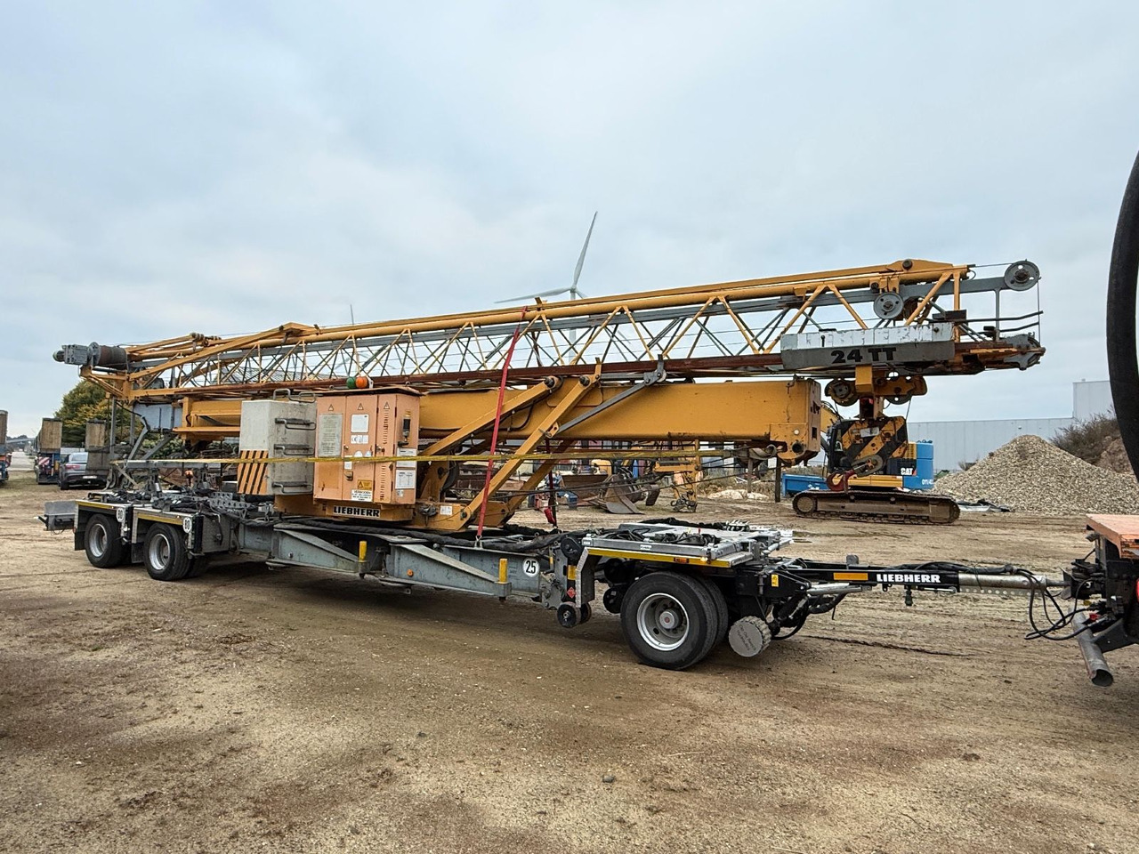 Liebherr 24TT - Tornkran: bild 1 Liebherr 24TT - Tornkran: bild 1