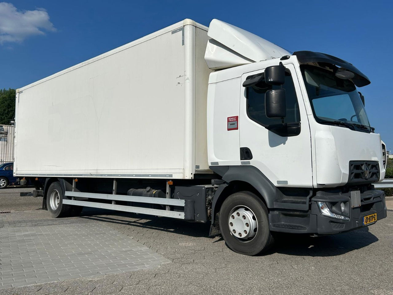 Renault D / bj. 2019 / APK / 16t - Lastbil med skåp: bild 4 Renault D / bj. 2019 / APK / 16t - Lastbil med skåp: bild 4