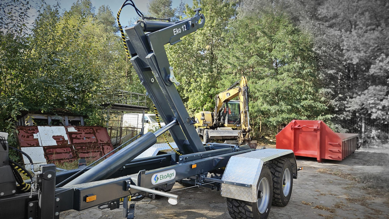 EkoAgri Hakenliftanhänger / Hooklift trailer / Remorque porte caisson / Remolque con gancho / Rimorchio a gancio / Przyczepa hakowa 12 t - Traktorvagn: bild 2 EkoAgri Hakenliftanhänger / Hooklift trailer / Remorque porte caisson / Remolque con gancho / Rimorchio a gancio / Przyczepa hakowa 12 t - Traktorvagn: bild 2