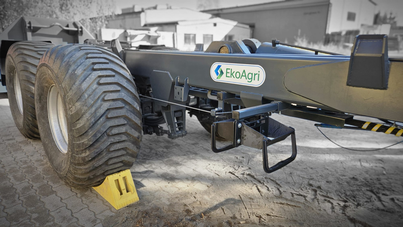 EkoAgri Hakenliftanhänger / Hooklift trailer / Remorque porte caisson / Remolque con gancho / Rimorchio a gancio /Przyczepa hakowa 18 t - Traktorvagn: bild 5 EkoAgri Hakenliftanhänger / Hooklift trailer / Remorque porte caisson / Remolque con gancho / Rimorchio a gancio /Przyczepa hakowa 18 t - Traktorvagn: bild 5
