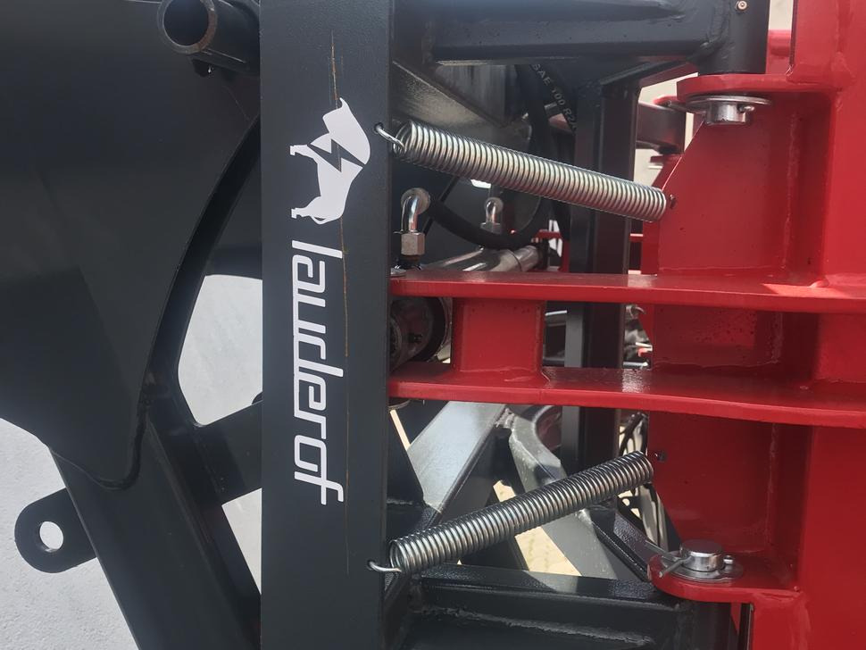 Lauderof Ballenzange / Bale grab / Pince à balles / Pinze per balle / Захват для рулонов / Chwytak do bel - Gripklo för Traktor: bild 3 Lauderof Ballenzange / Bale grab / Pince à balles / Pinze per balle / Захват для рулонов / Chwytak do bel - Gripklo för Traktor: bild 3