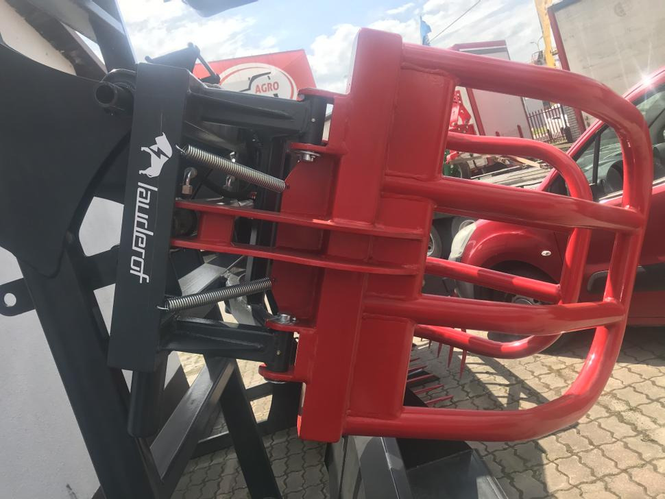 Lauderof Ballenzange / Bale grab / Pince à balles / Pinze per balle / Захват для рулонов / Chwytak do bel - Gripklo för Traktor: bild 2 Lauderof Ballenzange / Bale grab / Pince à balles / Pinze per balle / Захват для рулонов / Chwytak do bel - Gripklo för Traktor: bild 2