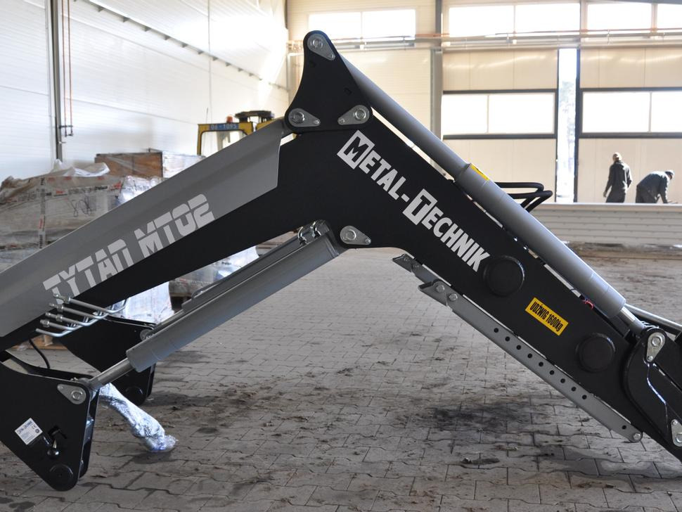 METAL-TECHNIK Frontlader / Front loader / Chargeur frontal / Caricatore frontale / Cargador fronta / Фронтальный погрузчик / Ładowacz czołowy Tytan MT-02 - Frontlastar för traktor för Tillbehör: bild 5 METAL-TECHNIK Frontlader / Front loader / Chargeur frontal / Caricatore frontale / Cargador fronta / Фронтальный погрузчик / Ładowacz czołowy Tytan MT-02 - Frontlastar för traktor för Tillbehör: bild 5
