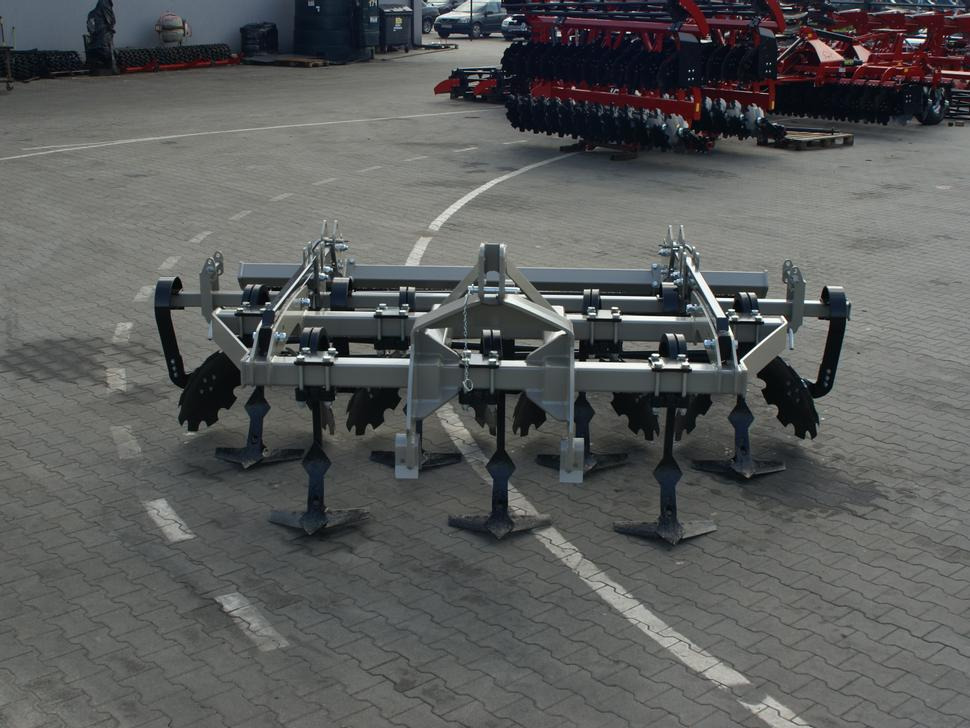ROLEX Flügelschargrubber / Stubble cultivator / Dechaumeur à dents / Стерневой культиватор / Agregat podorywkowy 3 m - Kultivator: bild 4 ROLEX Flügelschargrubber / Stubble cultivator / Dechaumeur à dents / Стерневой культиватор / Agregat podorywkowy 3 m - Kultivator: bild 4