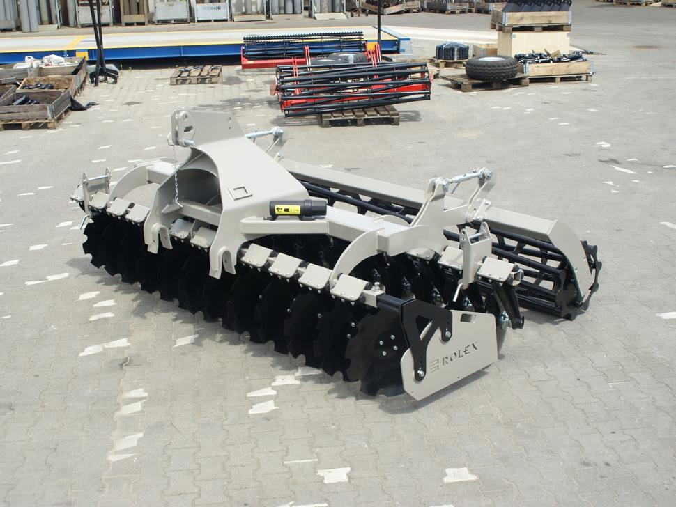 ROLEX Scheibenegge / Discs harrow / Dechaumeur à disques / Erpice a dischi / Cultivador de discos / Дисковая борона / Agregat talerzowy uprawowy 3 m - Tallriksredskap: bild 2 ROLEX Scheibenegge / Discs harrow / Dechaumeur à disques / Erpice a dischi / Cultivador de discos / Дисковая борона / Agregat talerzowy uprawowy 3 m - Tallriksredskap: bild 2