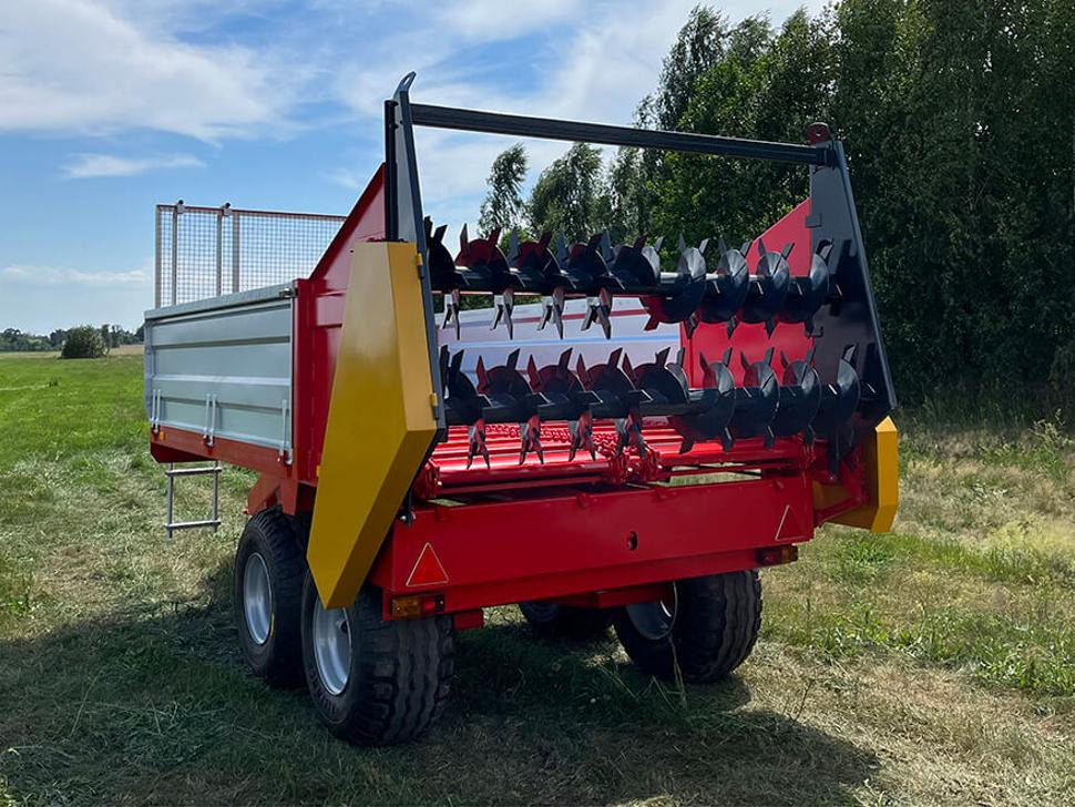 Roltrans Miststreuer / Manure spreader / Epandeur à fumier / Esparcidor de estiércol / Spandiletame / Разбрасыватель органических удобрений/ Rozrzutnik obornika N250/3 LEO 6 t - Kletgödselspridare: bild 5 Roltrans Miststreuer / Manure spreader / Epandeur à fumier / Esparcidor de estiércol / Spandiletame / Разбрасыватель органических удобрений/ Rozrzutnik obornika N250/3 LEO 6 t - Kletgödselspridare: bild 5