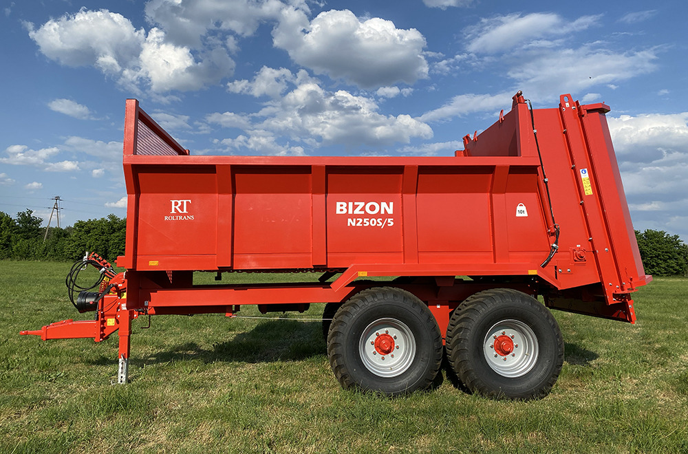 Roltrans Miststreuer / Manure spreader / Epandeur à fumier / Spandiletame / Разбрасыватель органических удобрений / Rozrzutnik obornika N250S/5 10 t - Kletgödselspridare: bild 2 Roltrans Miststreuer / Manure spreader / Epandeur à fumier / Spandiletame / Разбрасыватель органических удобрений / Rozrzutnik obornika N250S/5 10 t - Kletgödselspridare: bild 2