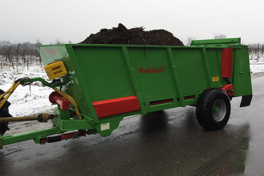 Wodzinski Miststreuer / Manure spreader / Épandeur à fumier / Spandiletame / Разбрасыватель органического / Rozrzutnik obornika - Kletgödselspridare: bild 4 Wodzinski Miststreuer / Manure spreader / Épandeur à fumier / Spandiletame / Разбрасыватель органического / Rozrzutnik obornika - Kletgödselspridare: bild 4