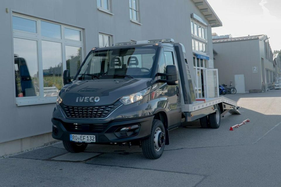 Algema IVECO Daily 70 & ALGEMA Festplateau 2 (3,5to NL) - Bärgningsbil: bild 3 Algema IVECO Daily 70 & ALGEMA Festplateau 2 (3,5to NL) - Bärgningsbil: bild 3