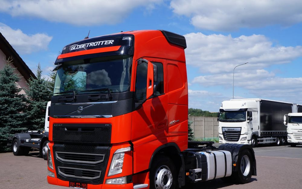 Volvo FH 4 EURO 6 GLOBETROTTER NISKI PRZEBIEG PEŁEN SERWIS - Dragbil: bild 1 Volvo FH 4 EURO 6 GLOBETROTTER NISKI PRZEBIEG PEŁEN SERWIS - Dragbil: bild 1