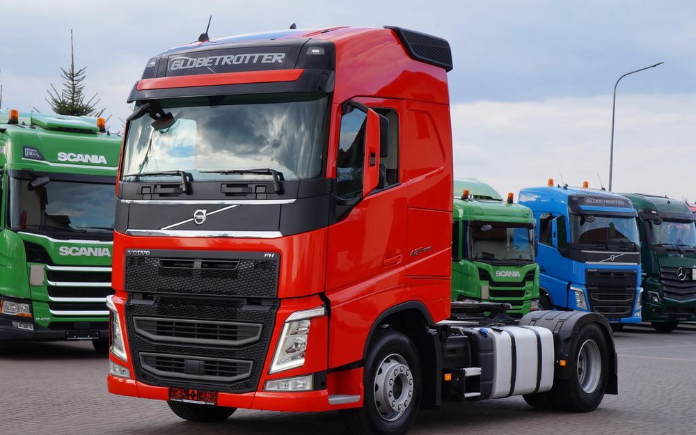 Volvo FH 4 EURO 6 GLOBETROTTER NISKI PRZEBIEG PEŁEN SERWIS - Dragbil: bild 1 Volvo FH 4 EURO 6 GLOBETROTTER NISKI PRZEBIEG PEŁEN SERWIS - Dragbil: bild 1