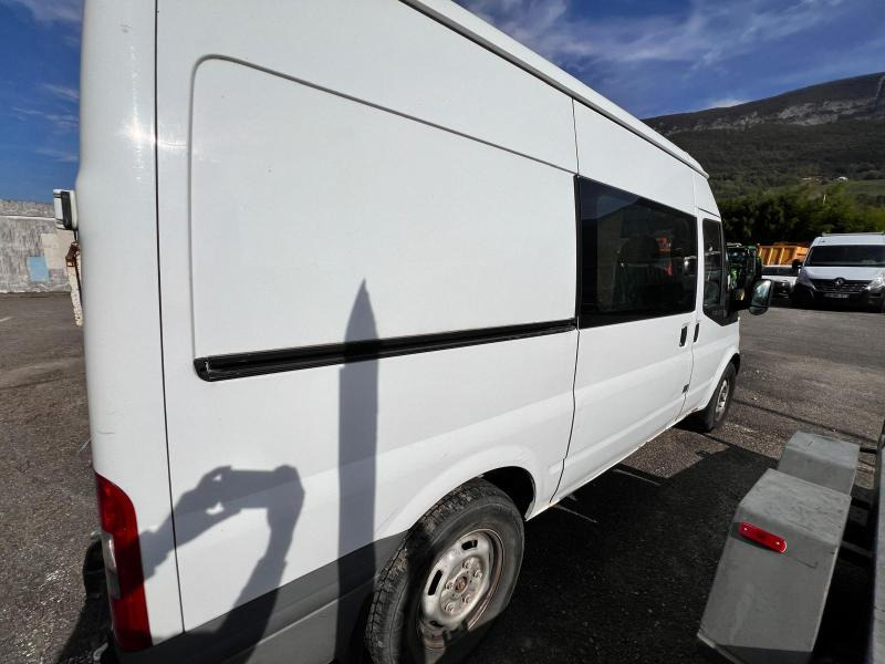 Ford Transit 2,2L TDCI 140cv Moteur HS - Små skåpbil: bild 4 Ford Transit 2,2L TDCI 140cv Moteur HS - Små skåpbil: bild 4