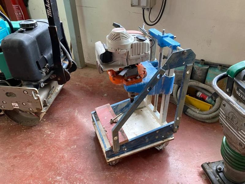 HYDROSTRESS Carotteuse TYROLIT - Borrmaskin: bild 1 HYDROSTRESS Carotteuse TYROLIT - Borrmaskin: bild 1