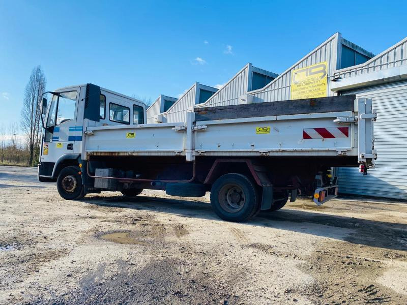 IVECO 75E14 CAMION BENNE 7,5T (NET DE TVA) - Tippbil lastbil: bild 4 IVECO 75E14 CAMION BENNE 7,5T (NET DE TVA) - Tippbil lastbil: bild 4