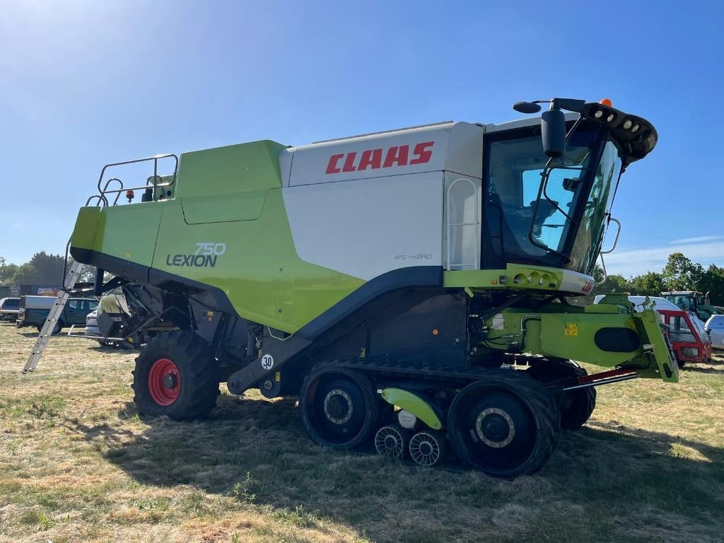 Claas 750TT c/w V900 Header - Skördetröska: bild 3 Claas 750TT c/w V900 Header - Skördetröska: bild 3