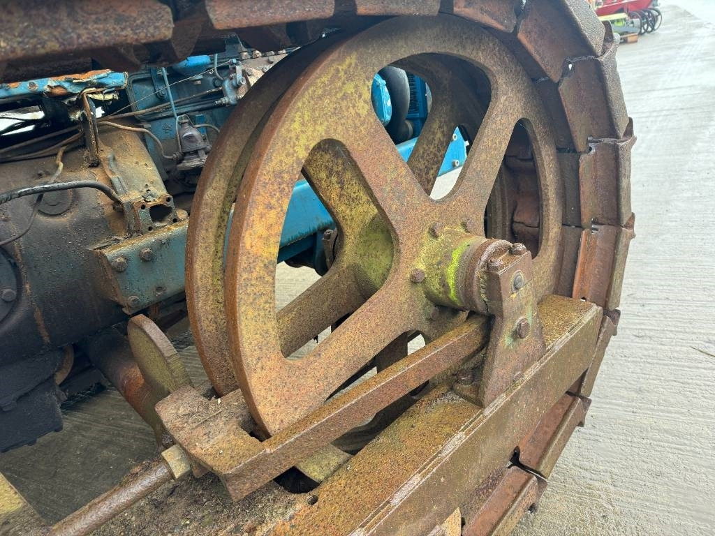 Fordson Major Crawler - Traktor: bild 5 Fordson Major Crawler - Traktor: bild 5