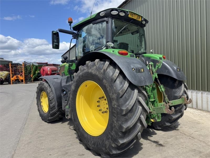 John Deere John Deere 6215R Autopower - Traktor: bild 2 John Deere John Deere 6215R Autopower - Traktor: bild 2