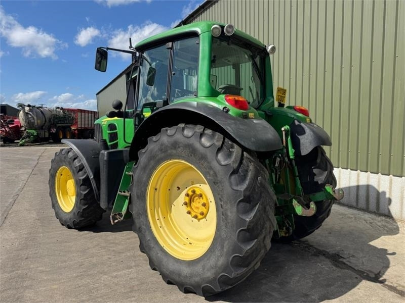 John Deere John Deere 6930 Premium - Traktor: bild 2 John Deere John Deere 6930 Premium - Traktor: bild 2