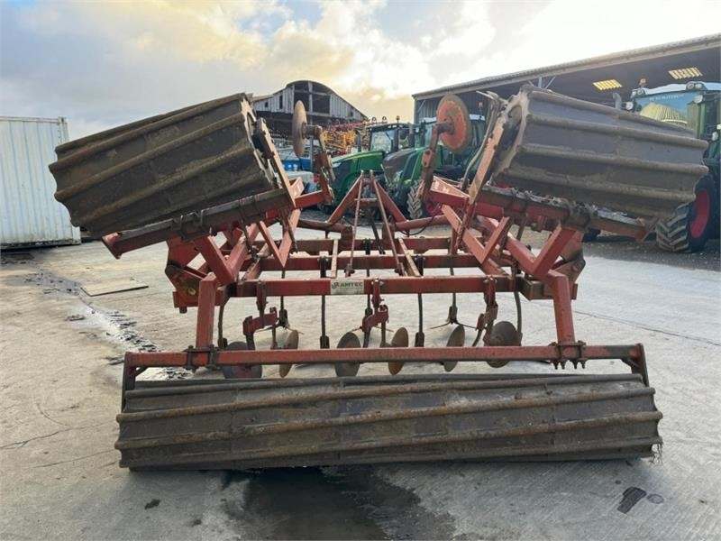 Knoche Knoche 4.5m Folding Cultivator - Jordfräs: bild 5 Knoche Knoche 4.5m Folding Cultivator - Jordfräs: bild 5