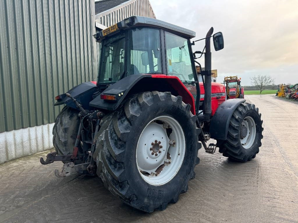 Traktor Massey Ferguson 8130: bild 18