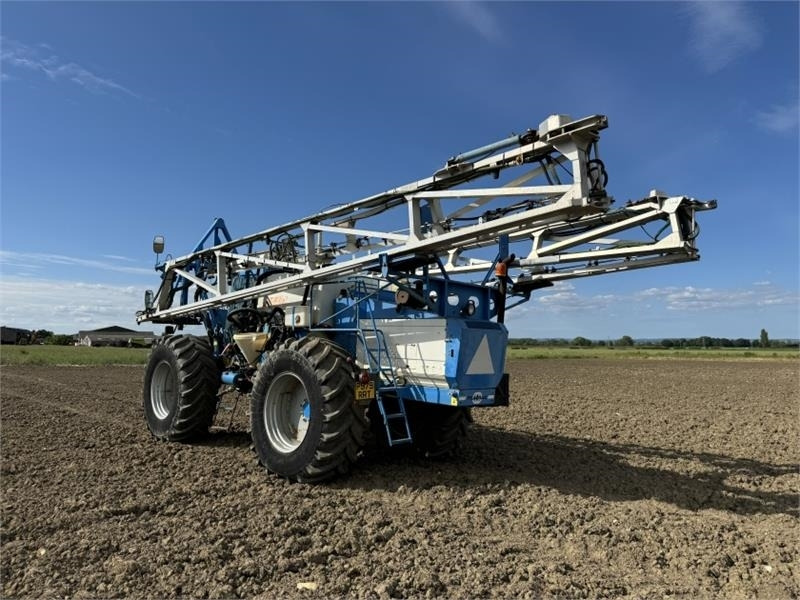 Matrot Matrot M44D 36m Self Propelled Sprayer - Traktorburen spruta: bild 2 Matrot Matrot M44D 36m Self Propelled Sprayer - Traktorburen spruta: bild 2
