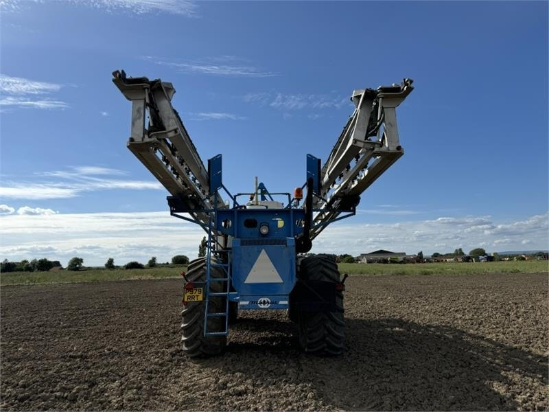 Matrot Matrot M44D 36m Self Propelled Sprayer - Traktorburen spruta: bild 3 Matrot Matrot M44D 36m Self Propelled Sprayer - Traktorburen spruta: bild 3