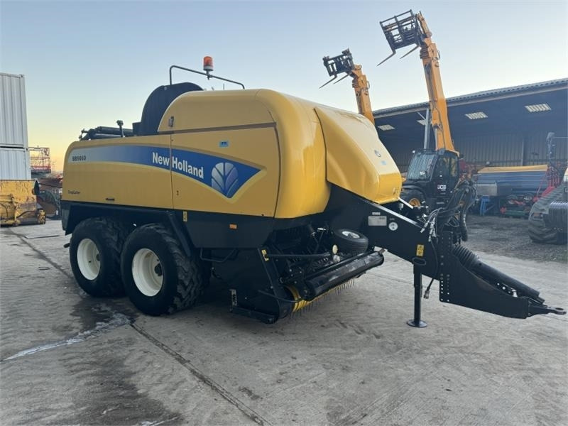 New Holland BB9060 Baler - Fyrkantspress: bild 4 New Holland BB9060 Baler - Fyrkantspress: bild 4