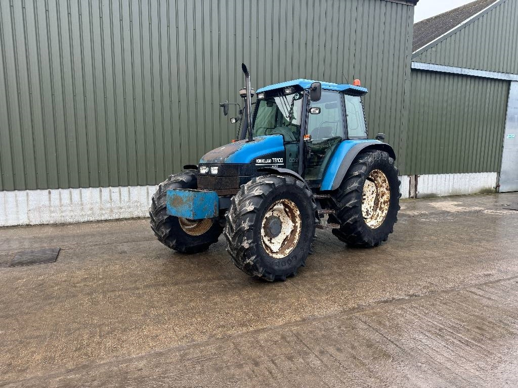 New Holland TS 100 - Traktor: bild 1 New Holland TS 100 - Traktor: bild 1