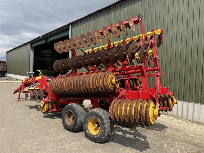 Vaderstad Vaderstad Carrier 820 Cultivator - Jordfräs: bild 2 Vaderstad Vaderstad Carrier 820 Cultivator - Jordfräs: bild 2