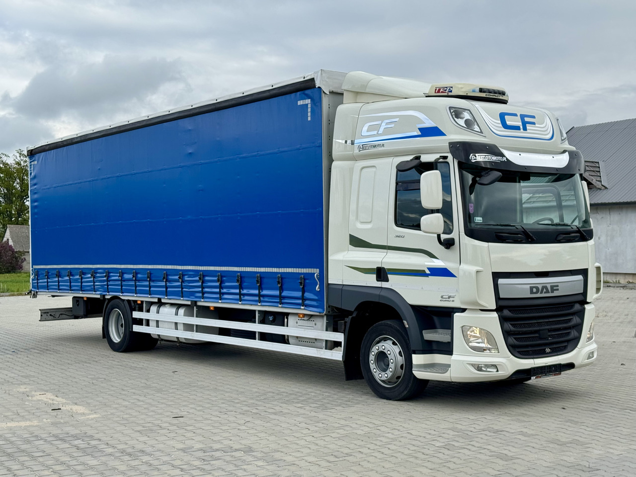 DAF CF 320 / FIRANKA / 24 EUROPALETY / SYPIALKA / AUTOMAT / KLIMA POSTOJOWA / 2017 ROK - Kapellbil: bild 1 DAF CF 320 / FIRANKA / 24 EUROPALETY / SYPIALKA / AUTOMAT / KLIMA POSTOJOWA / 2017 ROK - Kapellbil: bild 1