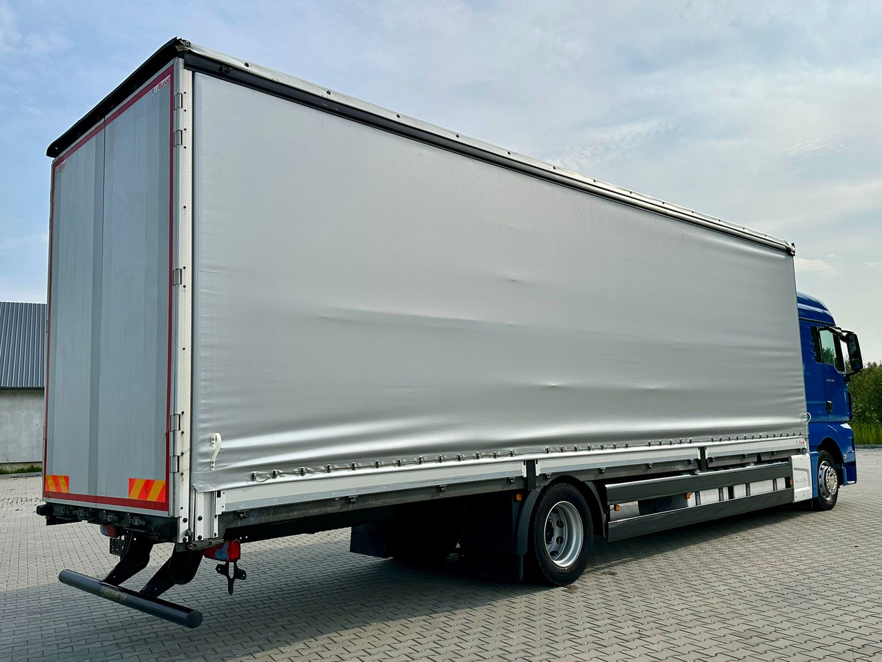 MAN TGX 18.360 / BURTO - FIRANKA / 23 PALETY / SYPIALKA / AUTOMAT / 2021 ROK / SPROWADZONY / SERWISOW - Kapellbil: bild 3 MAN TGX 18.360 / BURTO - FIRANKA / 23 PALETY / SYPIALKA / AUTOMAT / 2021 ROK / SPROWADZONY / SERWISOW - Kapellbil: bild 3