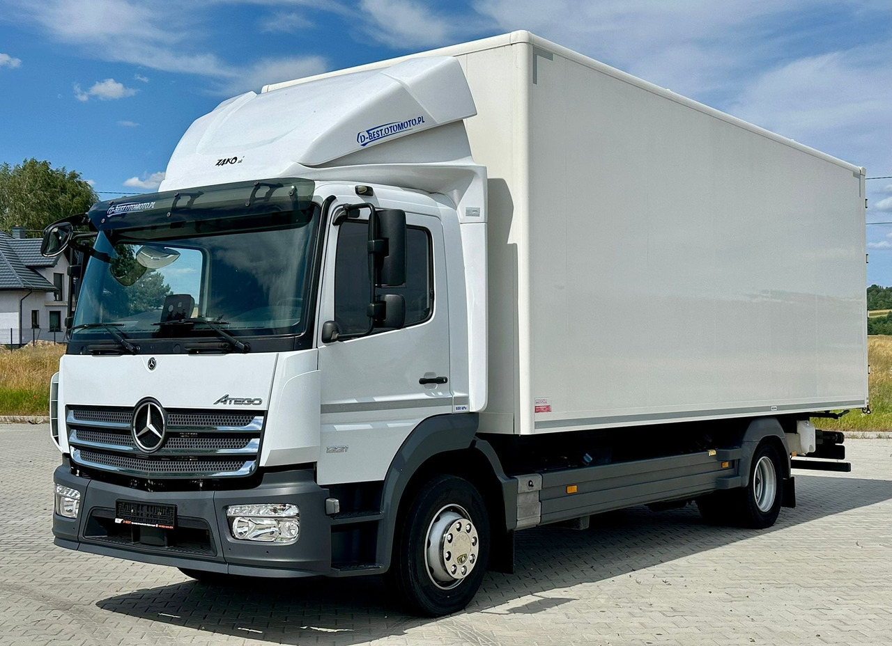 MERCEDES-BENZ ATEGO / 1221 / IZOTERMA / KONTENER / AUTOMAT / 230 TYS KM / 17 EUROPALET / 6.8 M DŁUGOŚCI / 2019 ROK - Isotermiska lastbil: bild 2 MERCEDES-BENZ ATEGO / 1221 / IZOTERMA / KONTENER / AUTOMAT / 230 TYS KM / 17 EUROPALET / 6.8 M DŁUGOŚCI / 2019 ROK - Isotermiska lastbil: bild 2