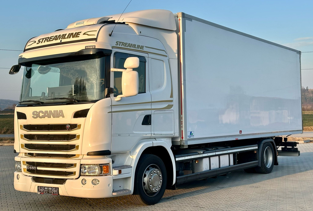 SCANIA G360 / IZOTERMA / 6.8 M DŁUGOŚCI / AUTOMAT / CAŁA NA PODUSZKACH / KLIMA POSTOJOWA / ELEKTRYCZNA ROLETA TYŁ / SYPIALKA - Isotermiska lastbil: bild 2 SCANIA G360 / IZOTERMA / 6.8 M DŁUGOŚCI / AUTOMAT / CAŁA NA PODUSZKACH / KLIMA POSTOJOWA / ELEKTRYCZNA ROLETA TYŁ / SYPIALKA - Isotermiska lastbil: bild 2