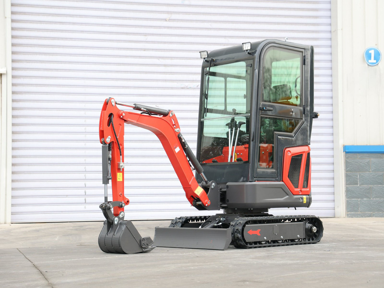 KUBOTA Diesel Mini excavator 1.6 Ton - Müller Machinery MB 16 - KSH - Minigrävmaskin: bild 5 KUBOTA Diesel Mini excavator 1.6 Ton - Müller Machinery MB 16 - KSH - Minigrävmaskin: bild 5