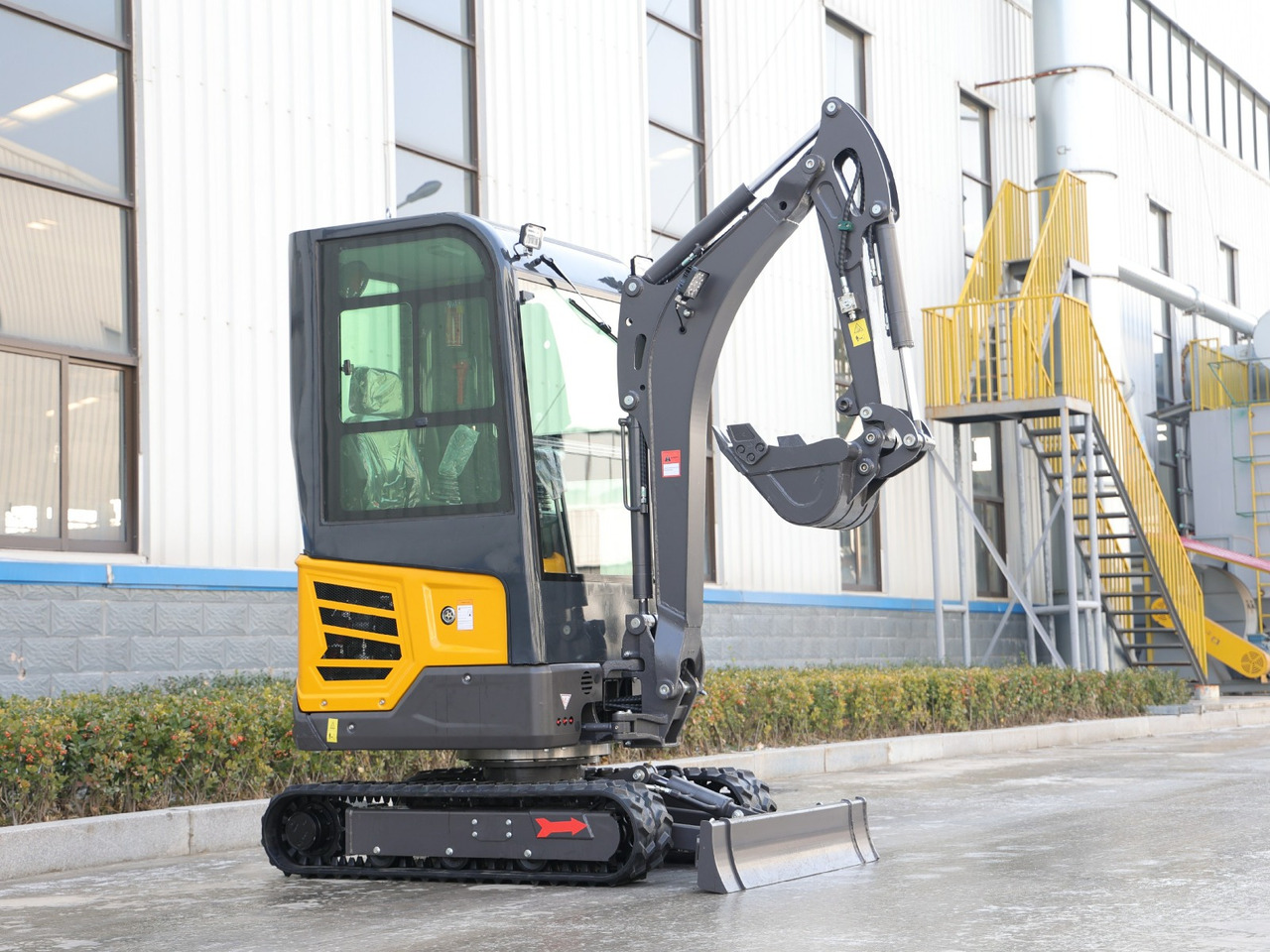 KUBOTA Diesel Mini excavator 2 Ton - Müller Machinery MB 20 - KSH - Minigrävmaskin: bild 5 KUBOTA Diesel Mini excavator 2 Ton - Müller Machinery MB 20 - KSH - Minigrävmaskin: bild 5