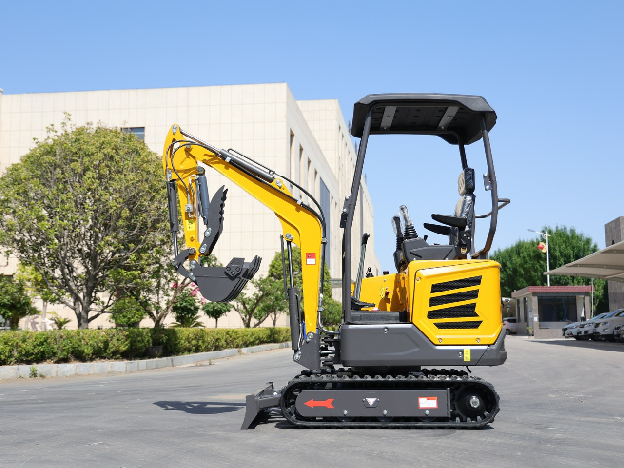 Kubota Diesel Mini excavator 1.8 Ton - Mini excavator MB 18 - SH - Minigrävmaskin: bild 5 Kubota Diesel Mini excavator 1.8 Ton - Mini excavator MB 18 - SH - Minigrävmaskin: bild 5