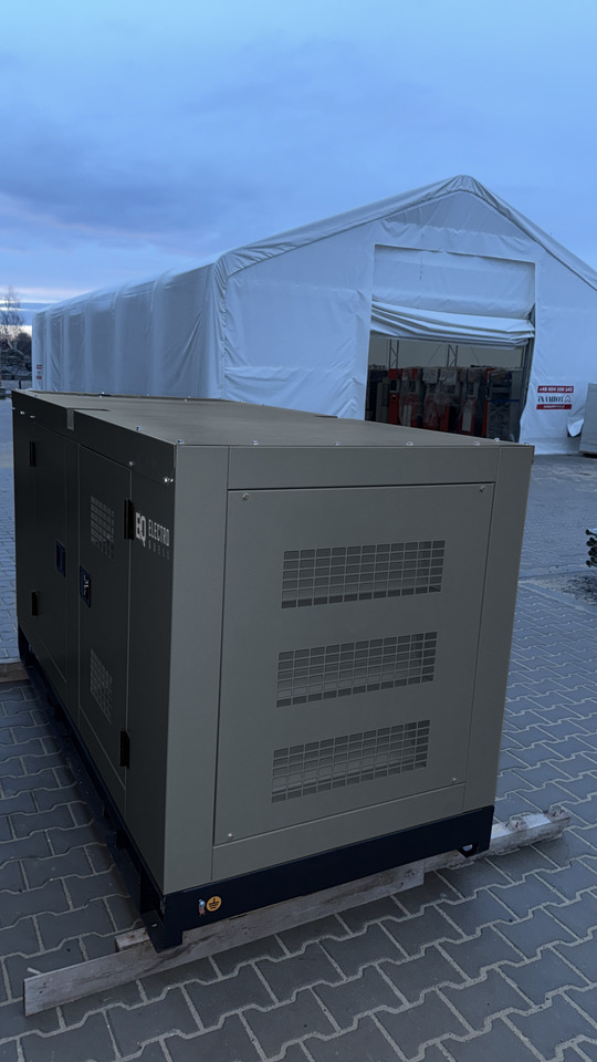 PERKINS 130 kVA / 108 kW - Elgenerator: bild 4 PERKINS 130 kVA / 108 kW - Elgenerator: bild 4