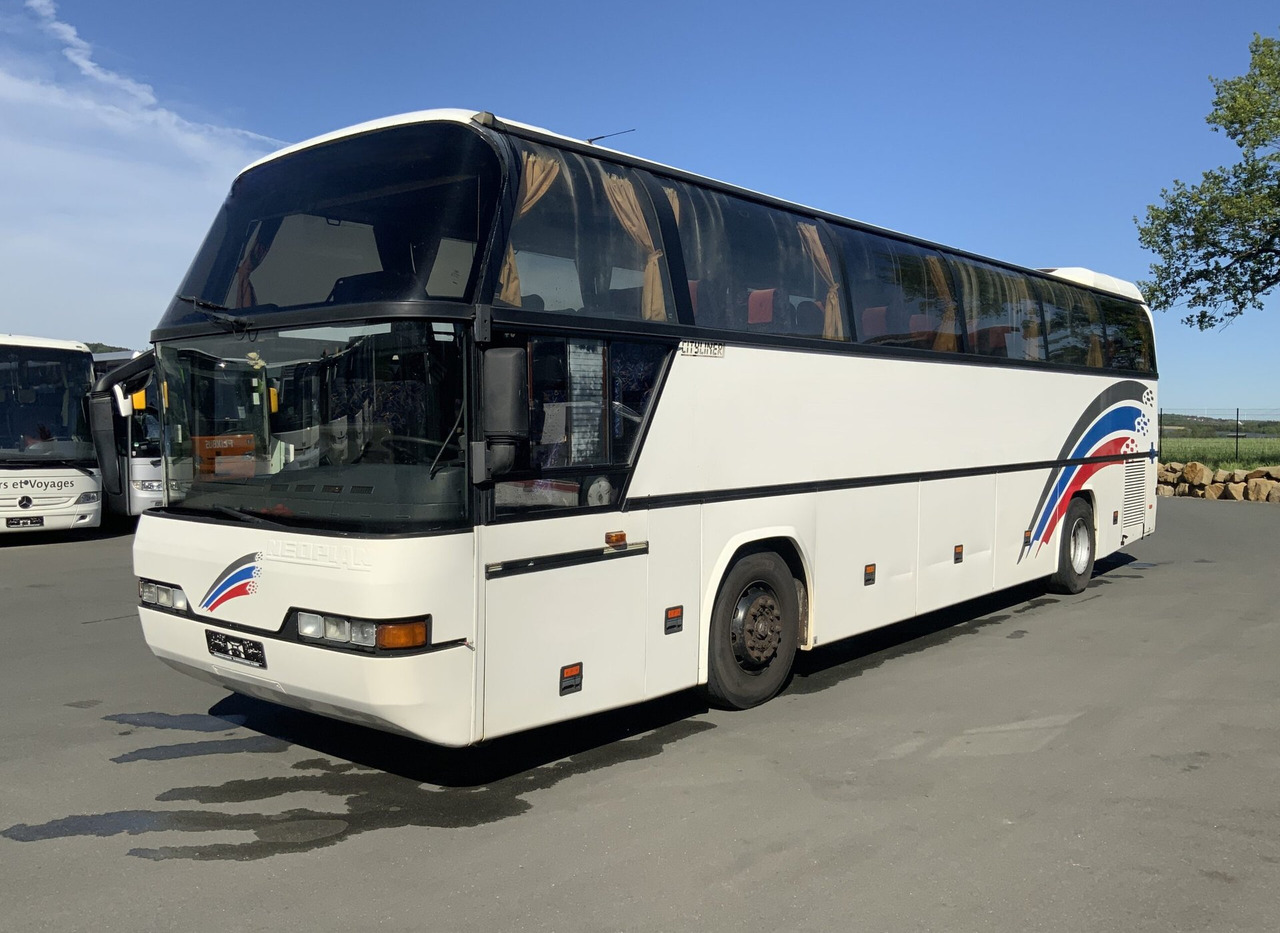 Neoplan N 116 - Turistbuss: bild 2 Neoplan N 116 - Turistbuss: bild 2
