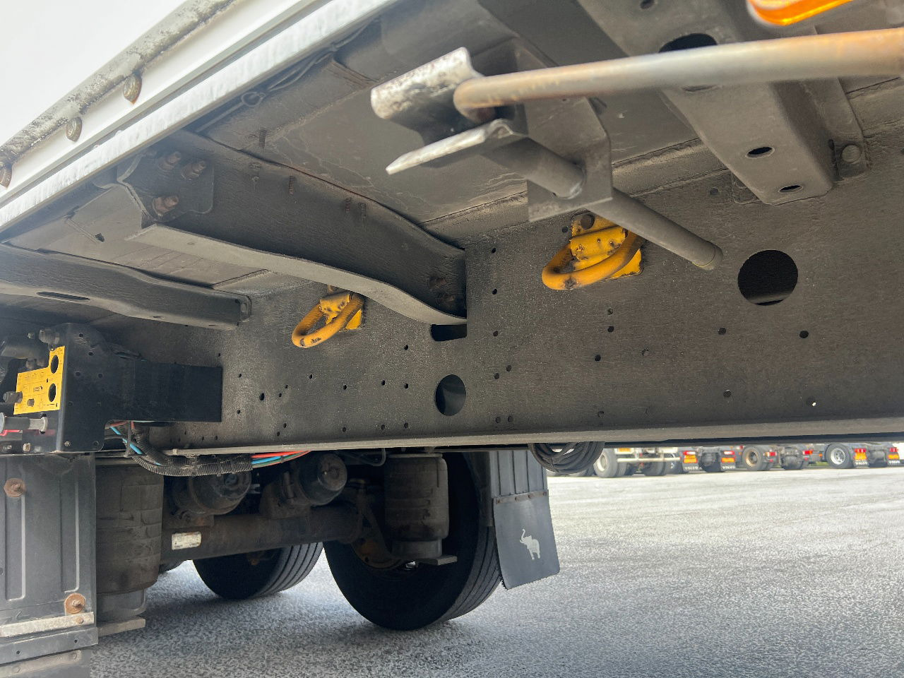 Schmitz Cargobull Isoliert koffer, SAF achsen - Skåp semitrailer: bild 5 Schmitz Cargobull Isoliert koffer, SAF achsen - Skåp semitrailer: bild 5