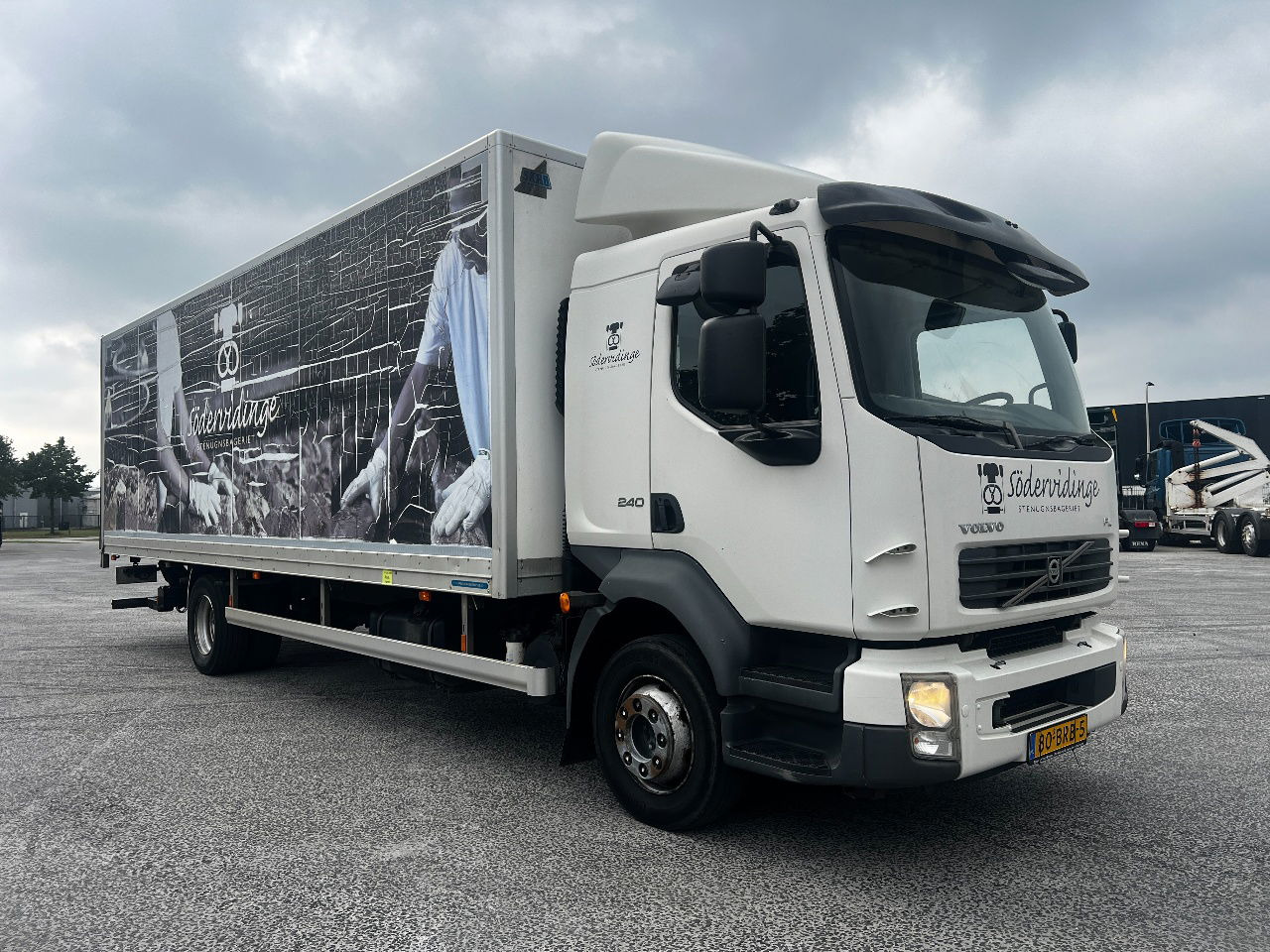 Volvo FL 12.240 Euro 5, NL truck - Lastbil med skåp: bild 2 Volvo FL 12.240 Euro 5, NL truck - Lastbil med skåp: bild 2