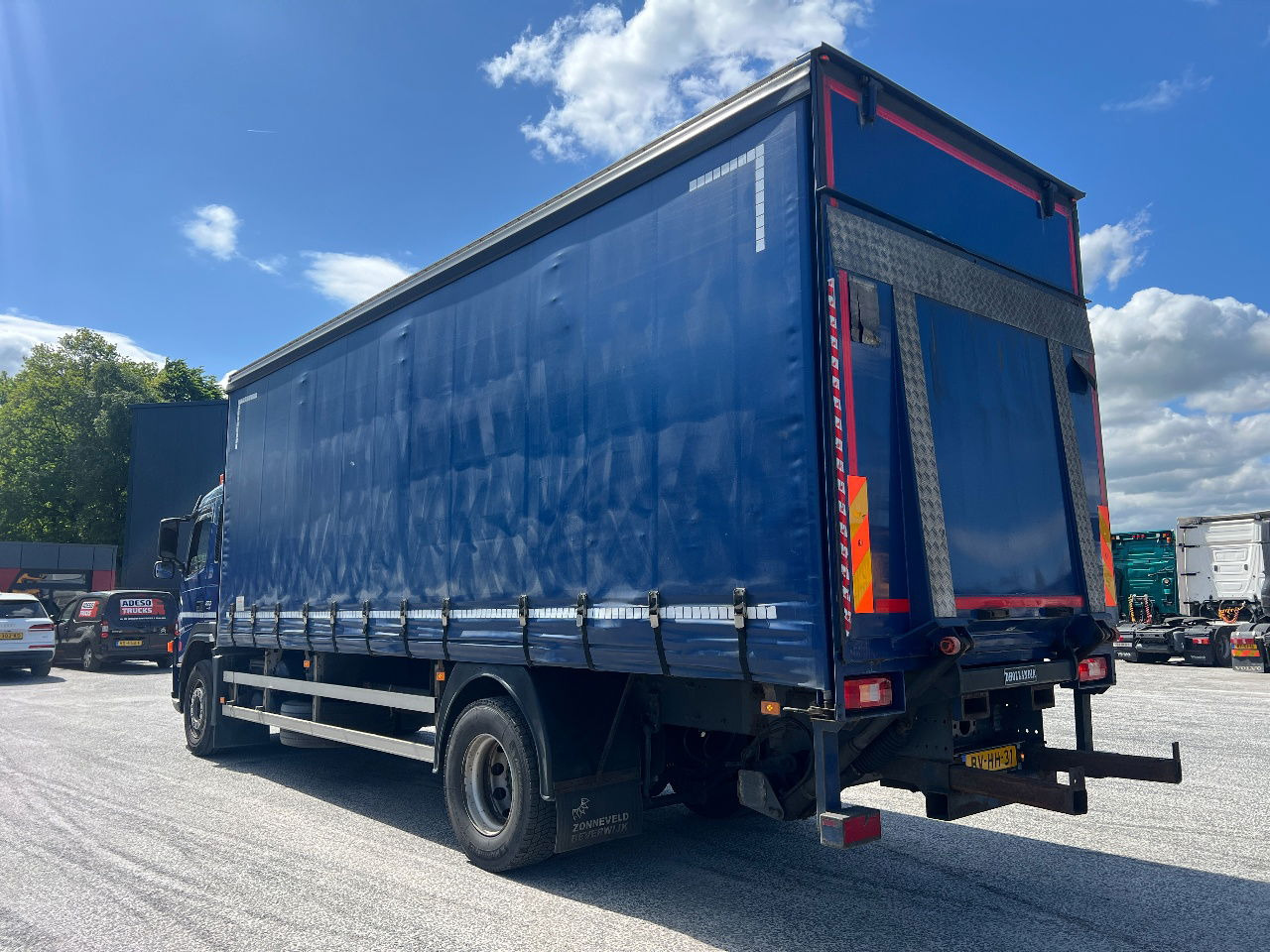 Volvo FM 9.300 Bordwanden, Euro 5 - Kapellbil: bild 4 Volvo FM 9.300 Bordwanden, Euro 5 - Kapellbil: bild 4