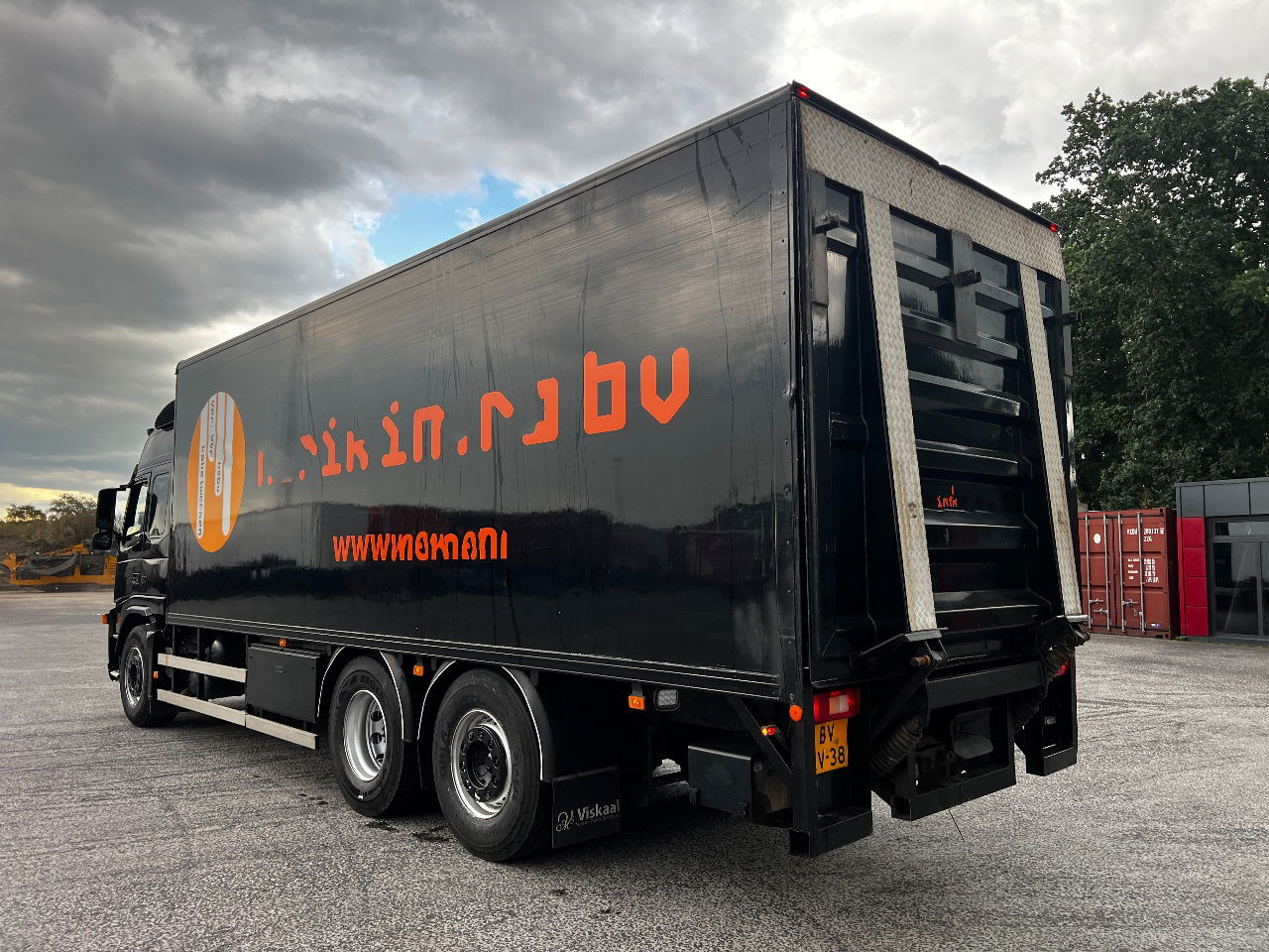 Volvo FM 9.300 Globe 6x2, Euro 5 - Lastbil med skåp: bild 4 Volvo FM 9.300 Globe 6x2, Euro 5 - Lastbil med skåp: bild 4