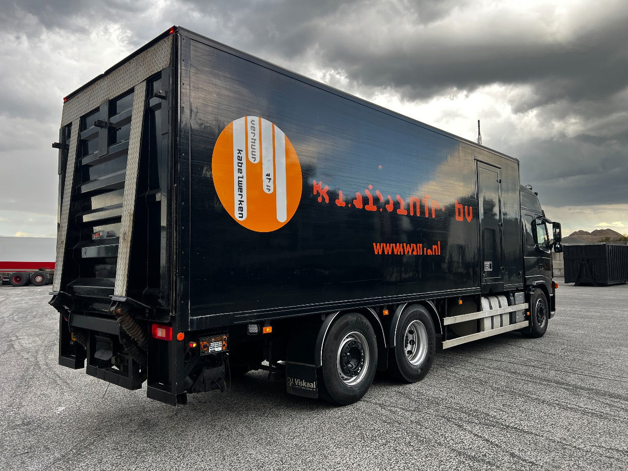 Volvo FM 9.300 Globe 6x2, Euro 5 - Lastbil med skåp: bild 3 Volvo FM 9.300 Globe 6x2, Euro 5 - Lastbil med skåp: bild 3