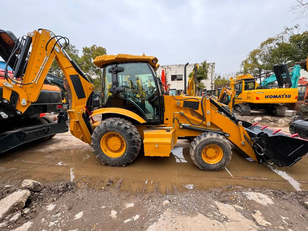 CAT 100% new CAT 420 F - Grävlastare: bild 5 CAT 100% new CAT 420 F - Grävlastare: bild 5