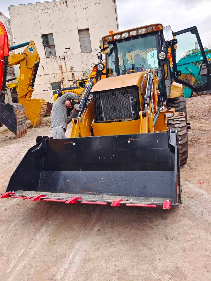 CAT 100% new caterpillar 420 F - Grävlastare: bild 5 CAT 100% new caterpillar 420 F - Grävlastare: bild 5