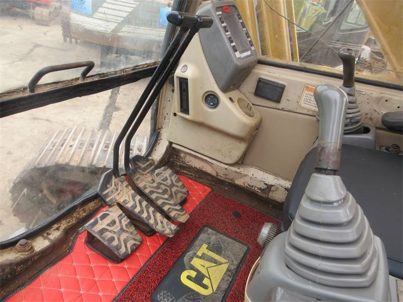 Bandgrävare CAT 320 B L: bild 8